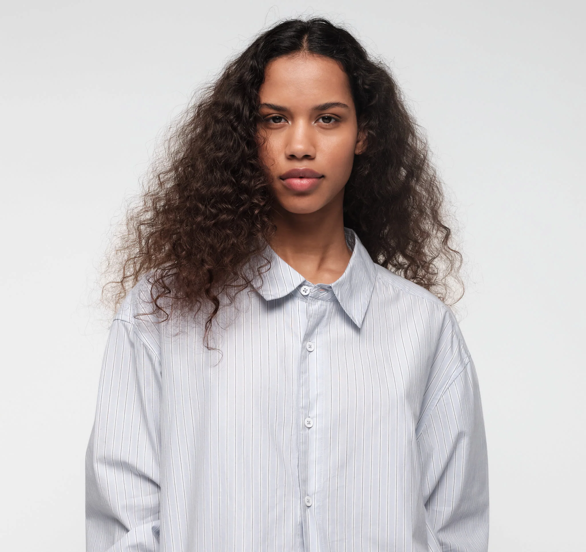 True Relaxed Poplin Shirt - Image 3