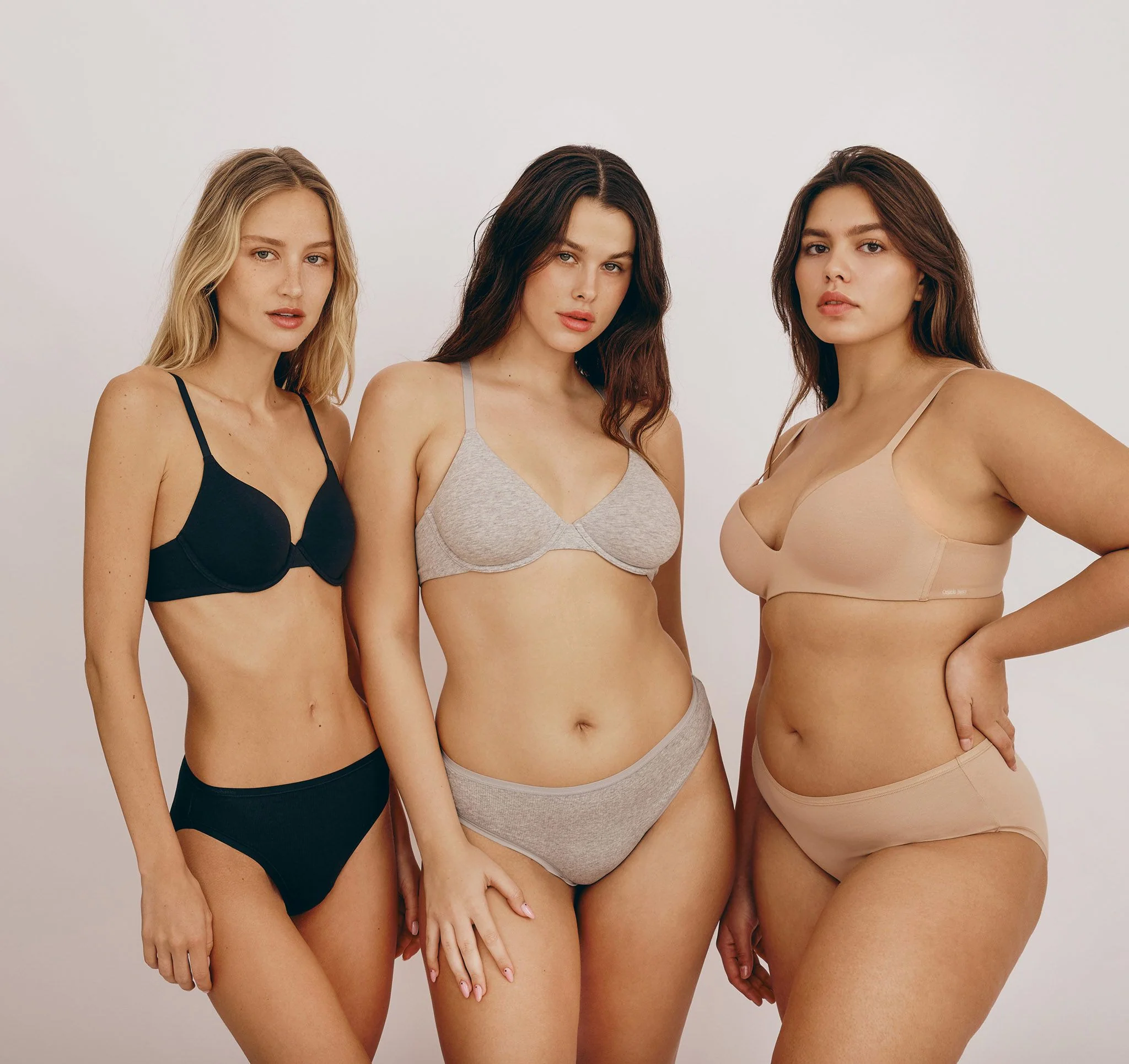 Core Wireless Plunge Bra 2-Pack - Image 4
