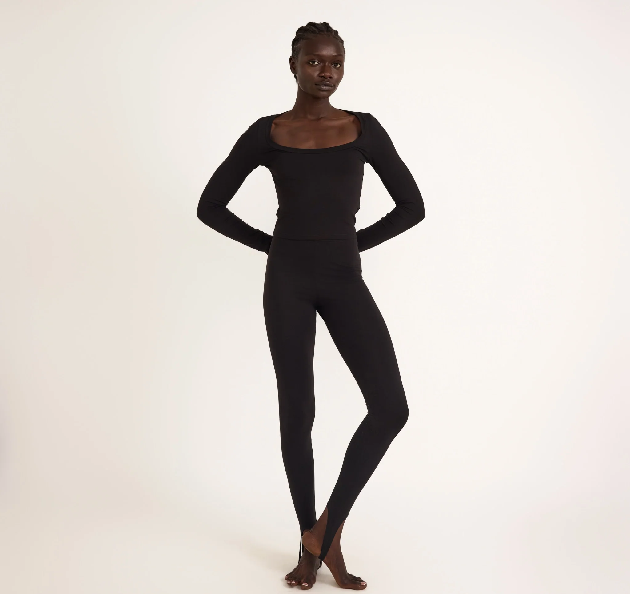 Everyday Scoop Neck Long Sleeve Tee - Image 4