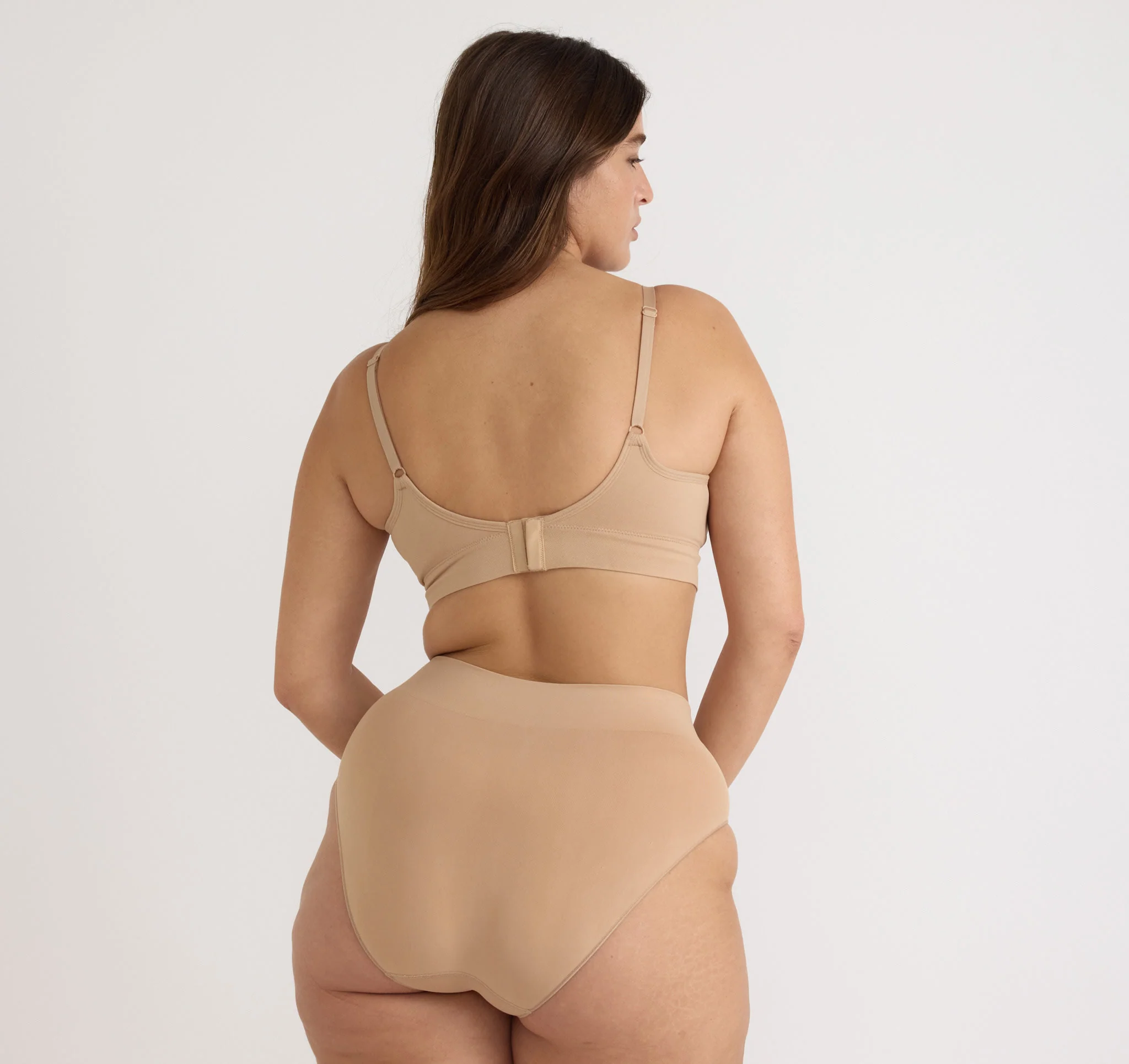 Smooth Padded Bra - Image 3